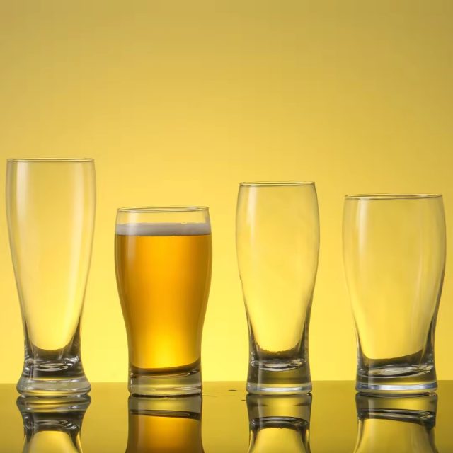 Hot selling beer glasses (1)