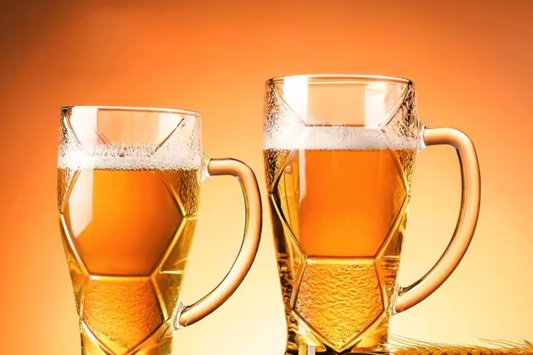 Hot selling beer glasses