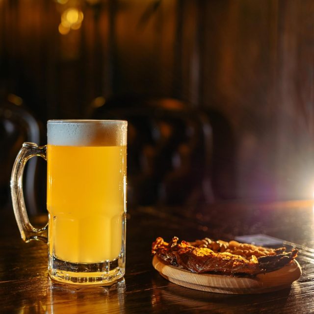 Hot selling beer glasses (2)