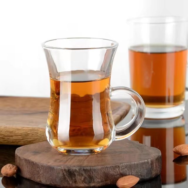 Hot selling glass tea cups (6) Hot selling glass tea cups (6)