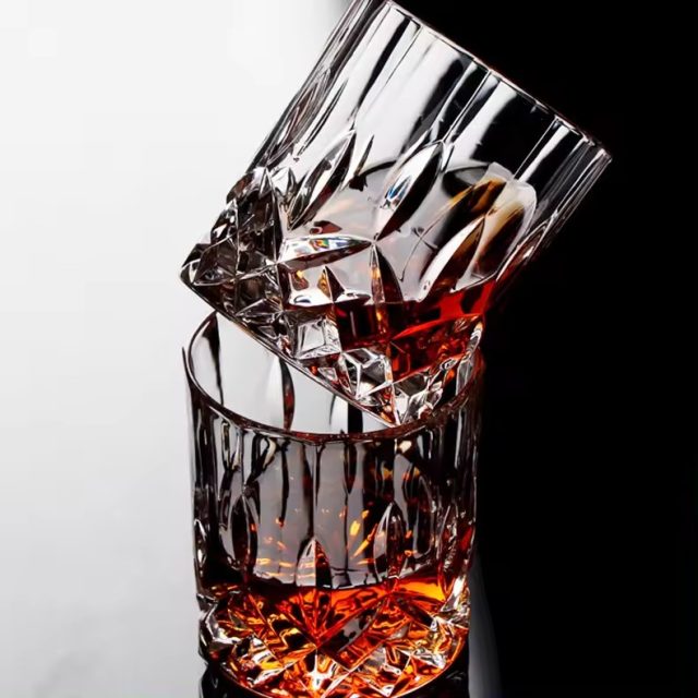 Hot selling whisky glasses