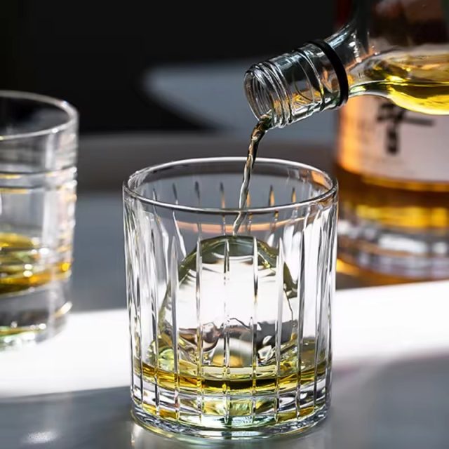 Whisky glasses manufacturer (2)
