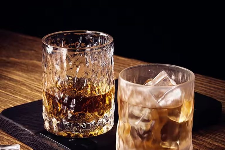 Whisky glasses manufacturer