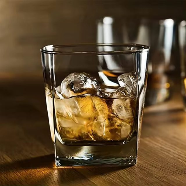 Wholesale whisky glasses (4)