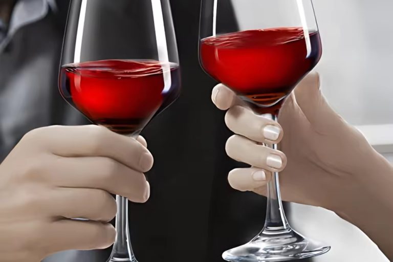 Wine glasses supplier
